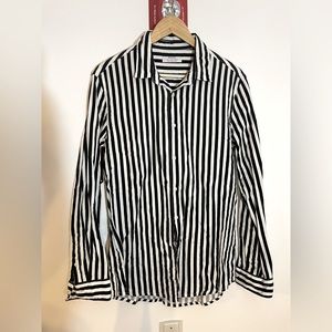 2/$35 🔆 Bershka black & white stripe long sleeve shirt size M